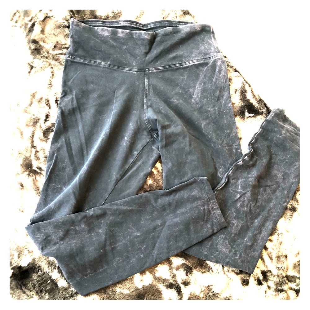 Express Acid Washed Highwaisted Leggings